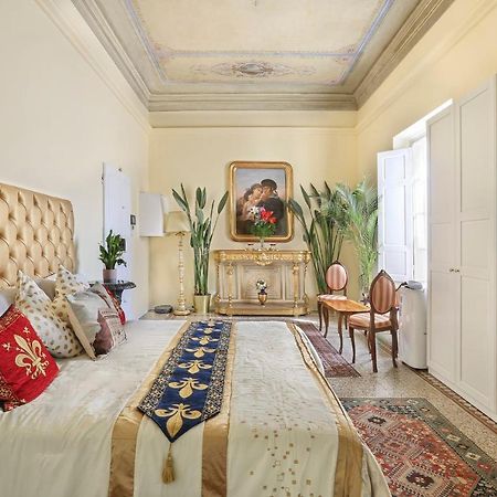 Lullaby Suite Near Palazzo Vecchio And Piazza Signoria -Hosted By Sweetstay Florence Buitenkant foto